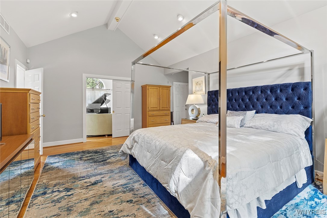 36 South Woodside Lane