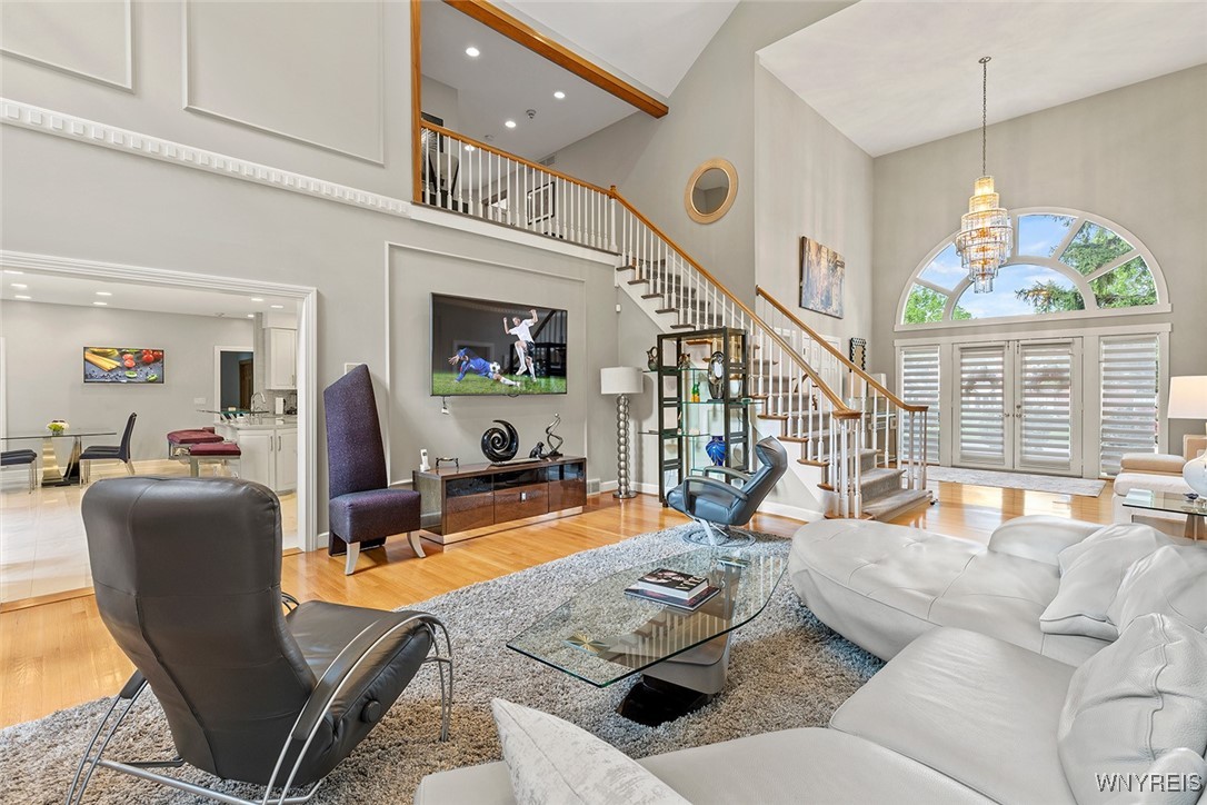 36 South Woodside Lane