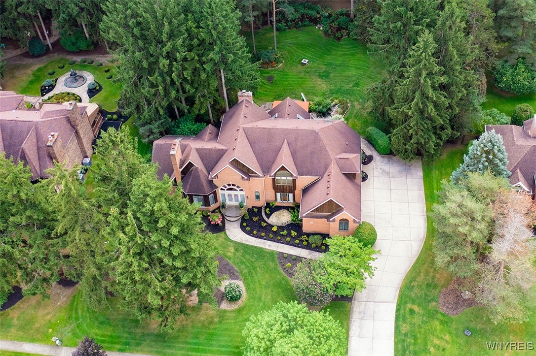 36 South Woodside Lane