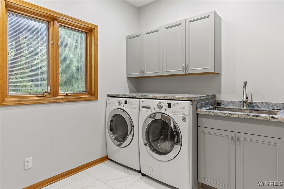 36 South Woodside Lane