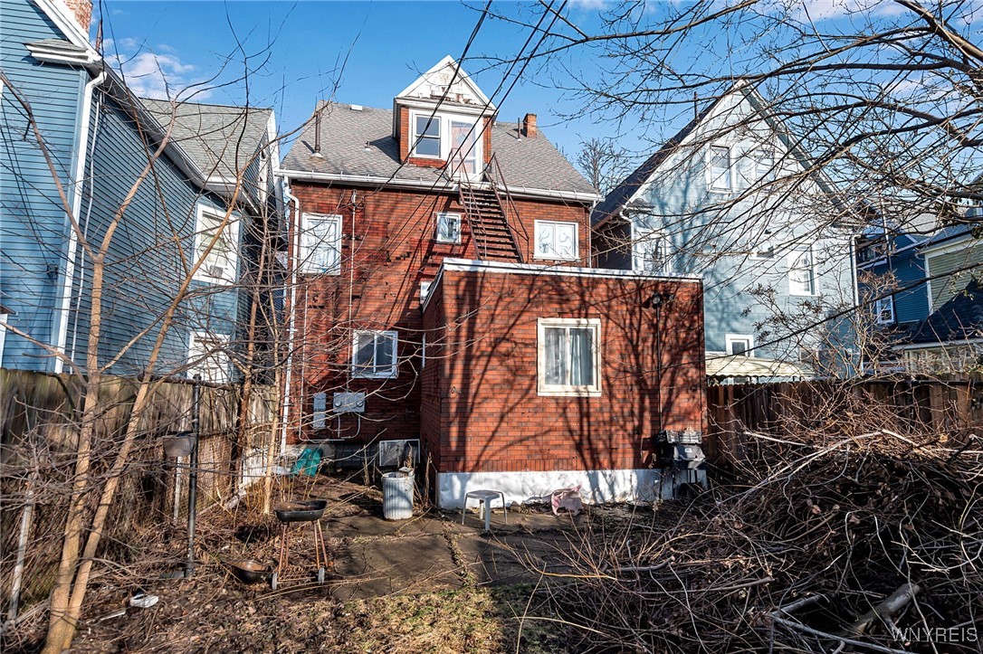 371 Potomac Avenue