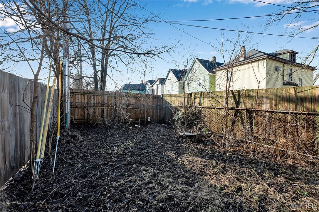 371 Potomac Avenue