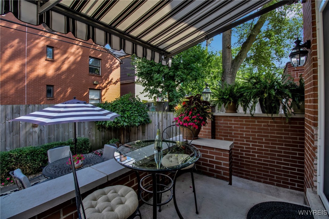 543 Franklin Street