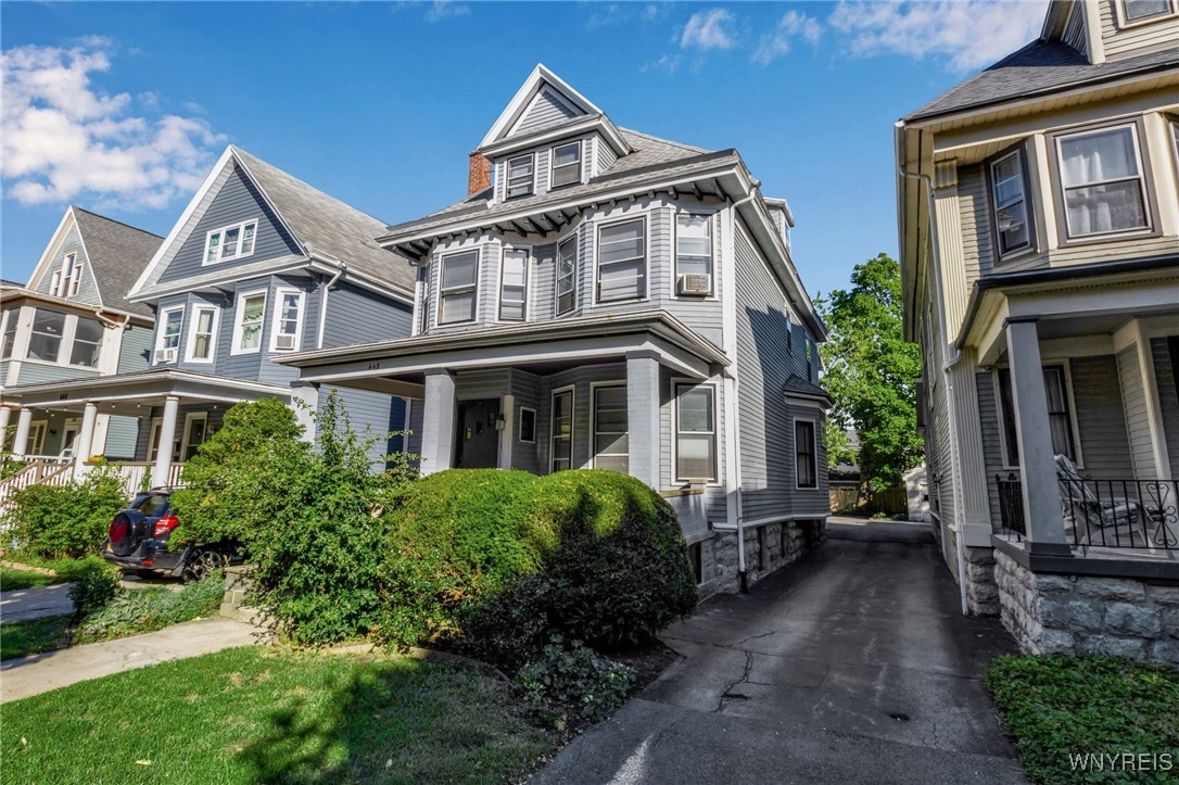 448 West Delavan Avenue