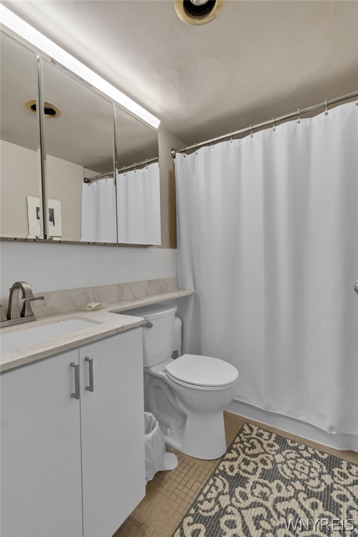 1088 Delaware Avenue 7D