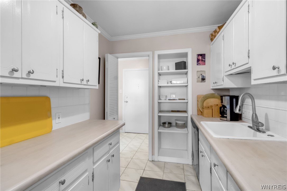 1088 Delaware Avenue 7D