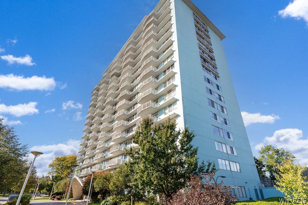 1088 Delaware Avenue 7D