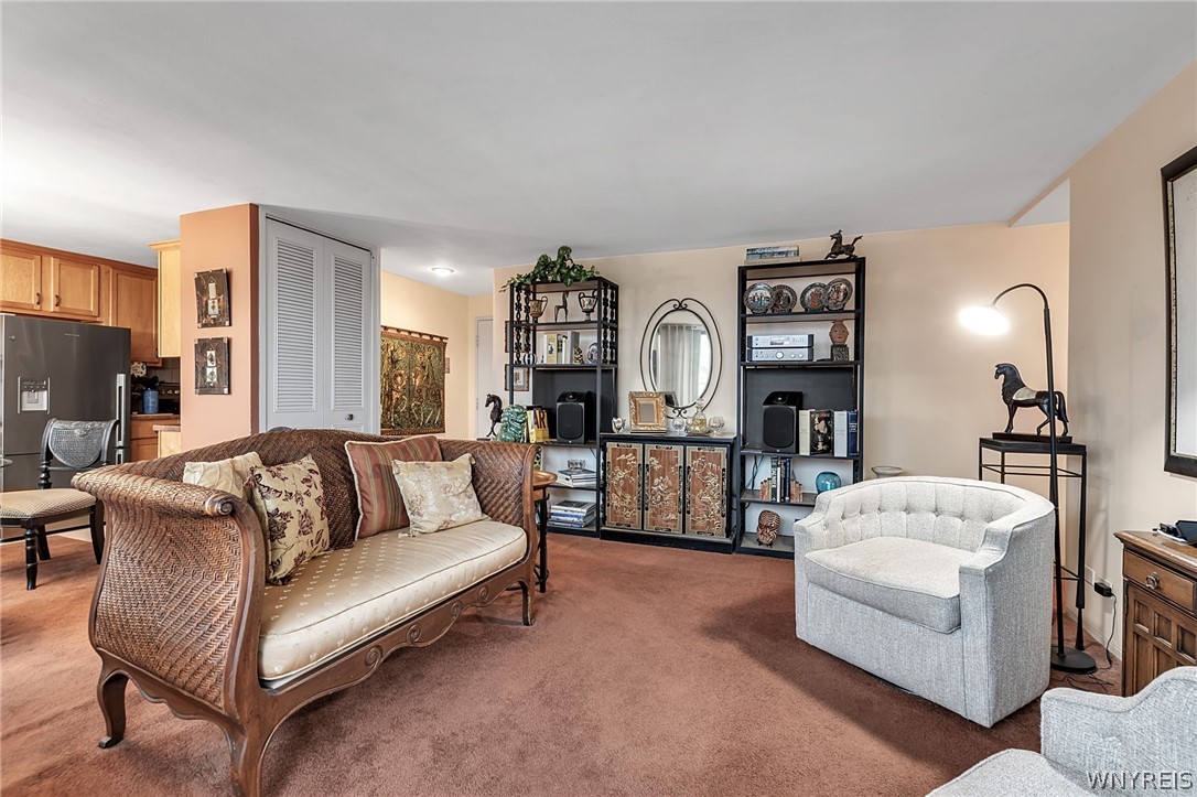 849 Delaware Avenue 406