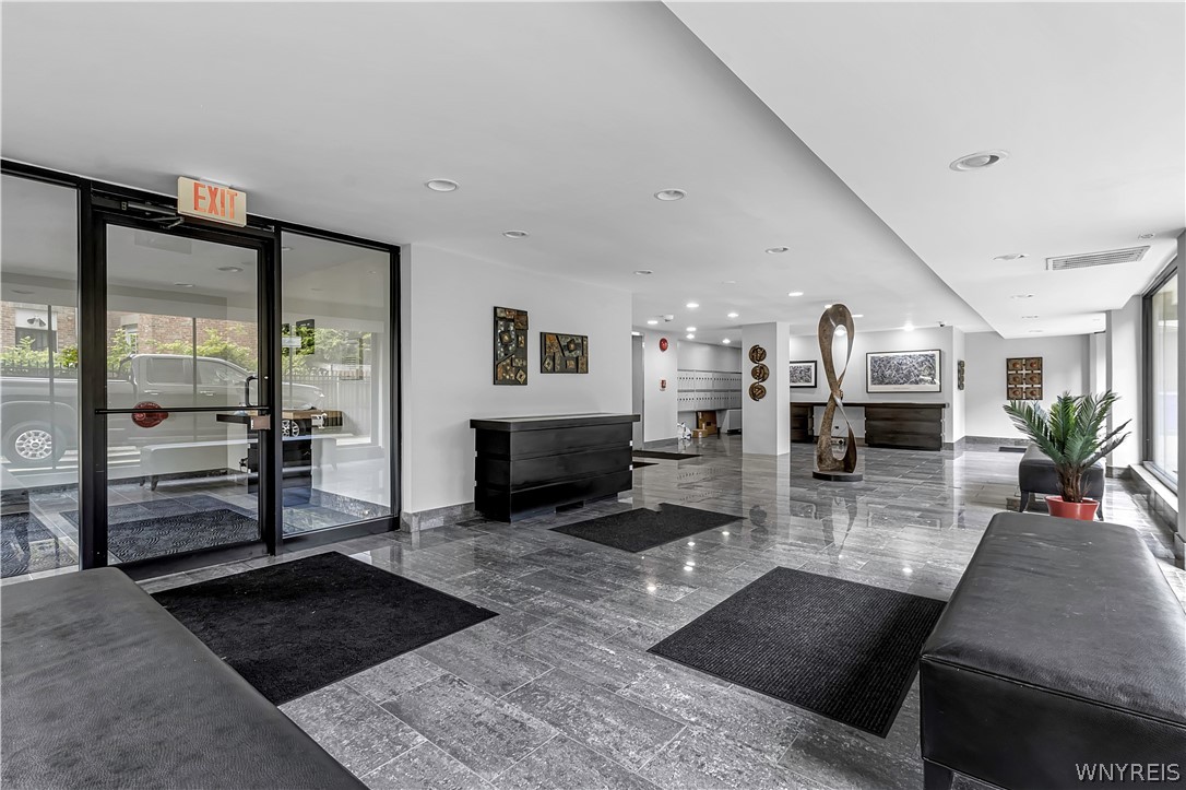 849 Delaware Avenue 406