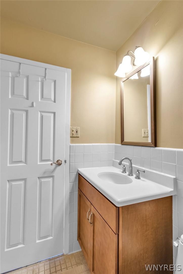 1088 Delaware Avenue 1E