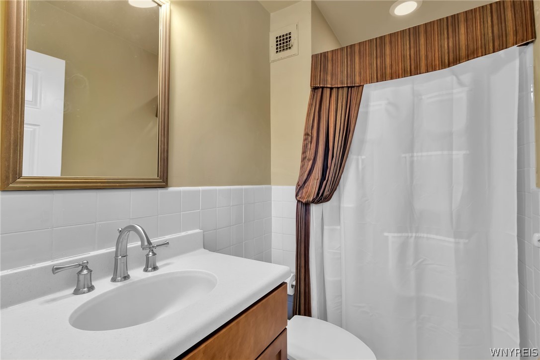 1088 Delaware Avenue 1E