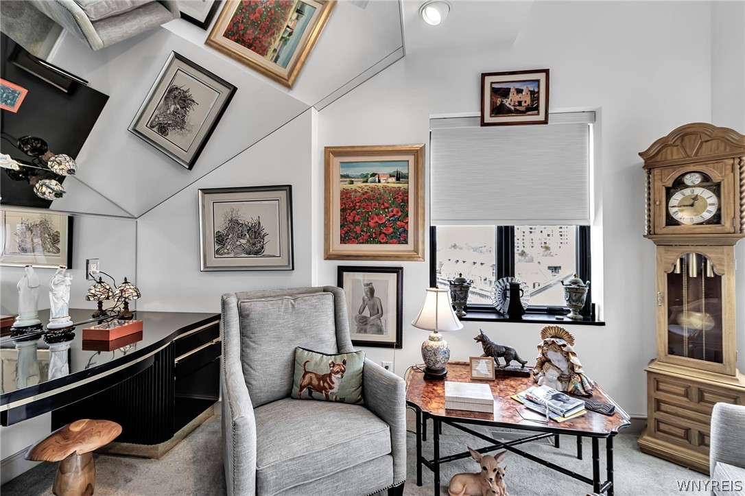 40 Waterfront Circle 401