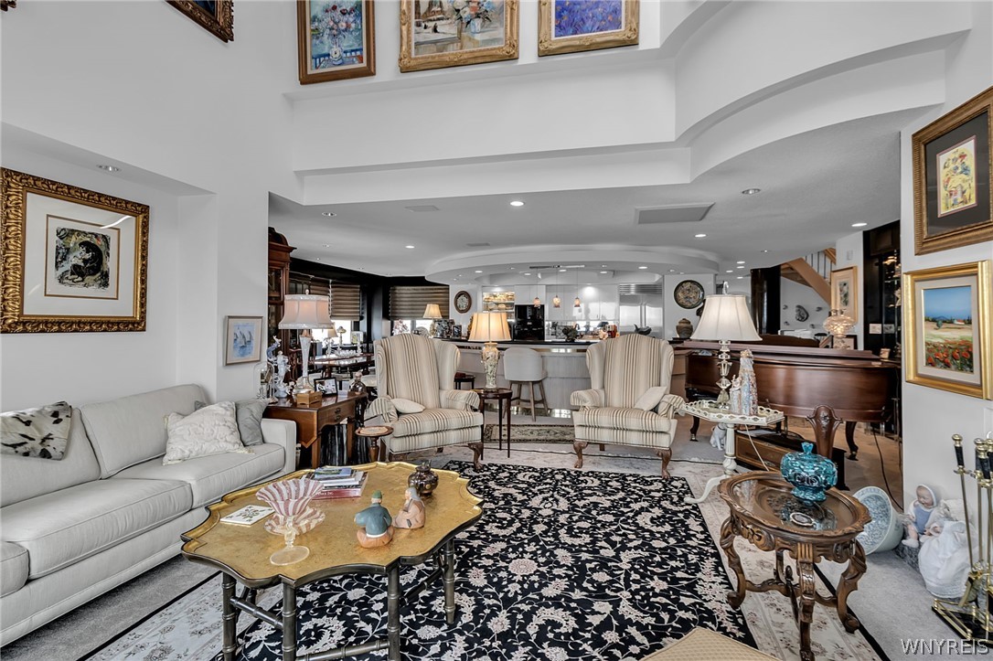 40 Waterfront Circle 401