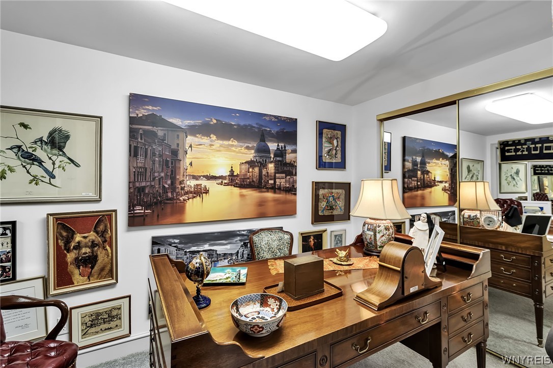 40 Waterfront Circle 401