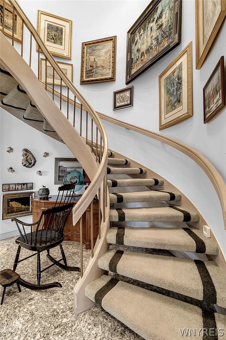 40 Waterfront Circle 401