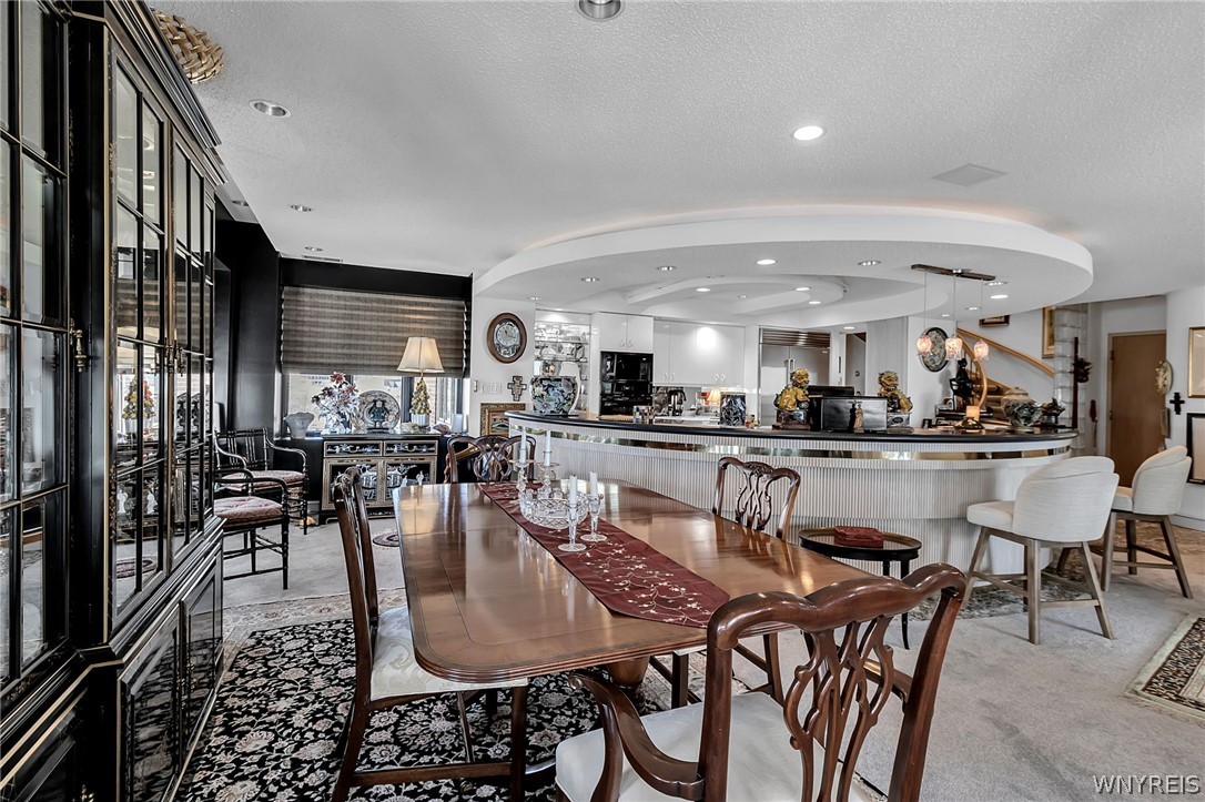 40 Waterfront Circle 401