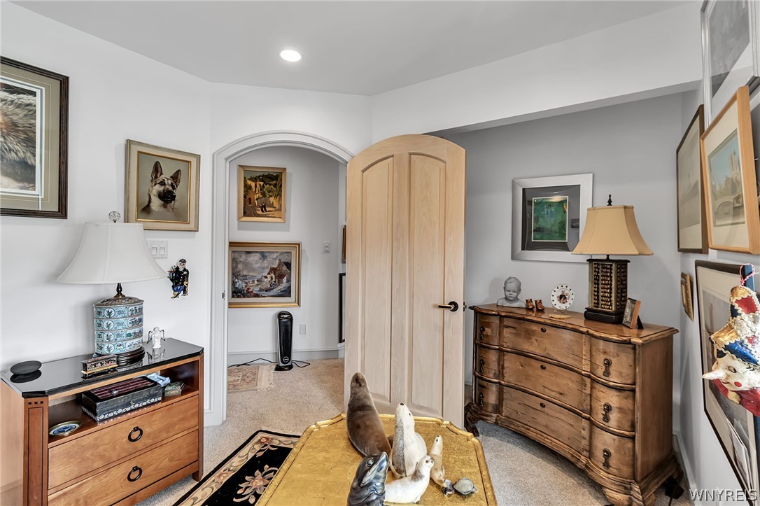 40 Waterfront Circle 401