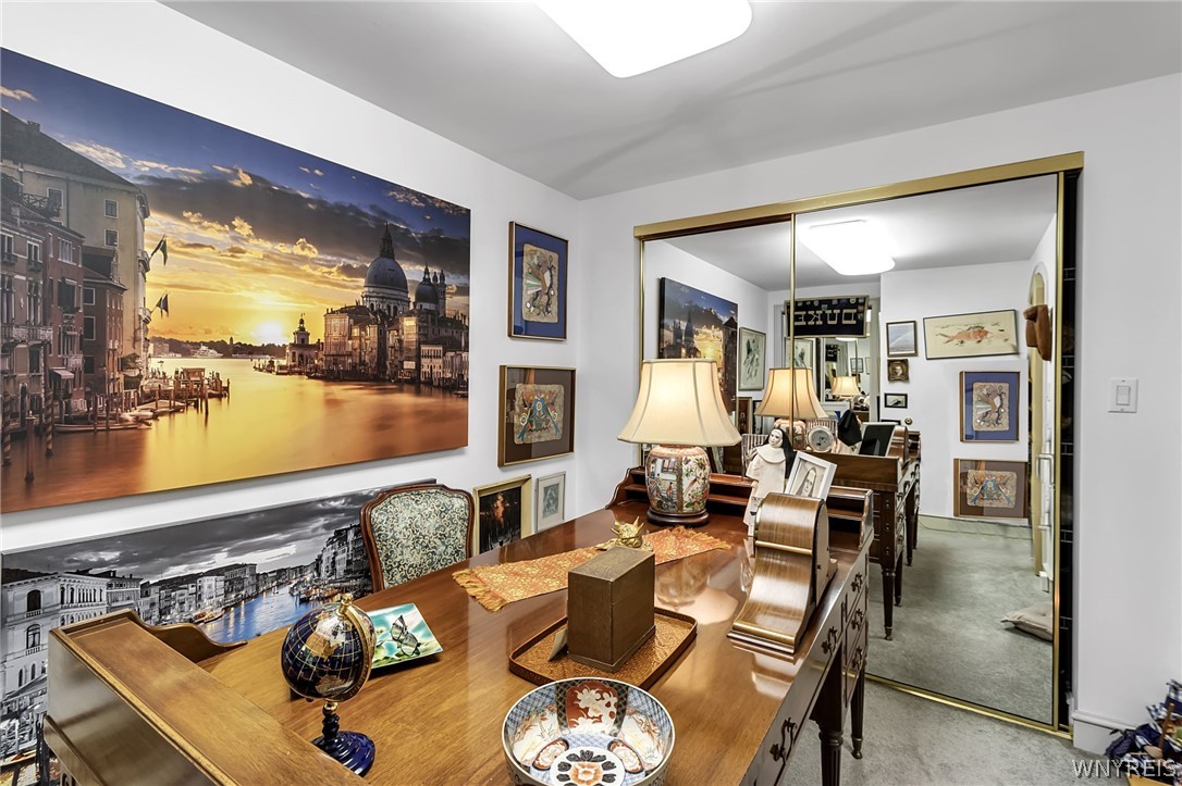 40 Waterfront Circle 401