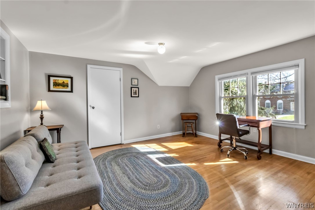 87 Monroe Drive