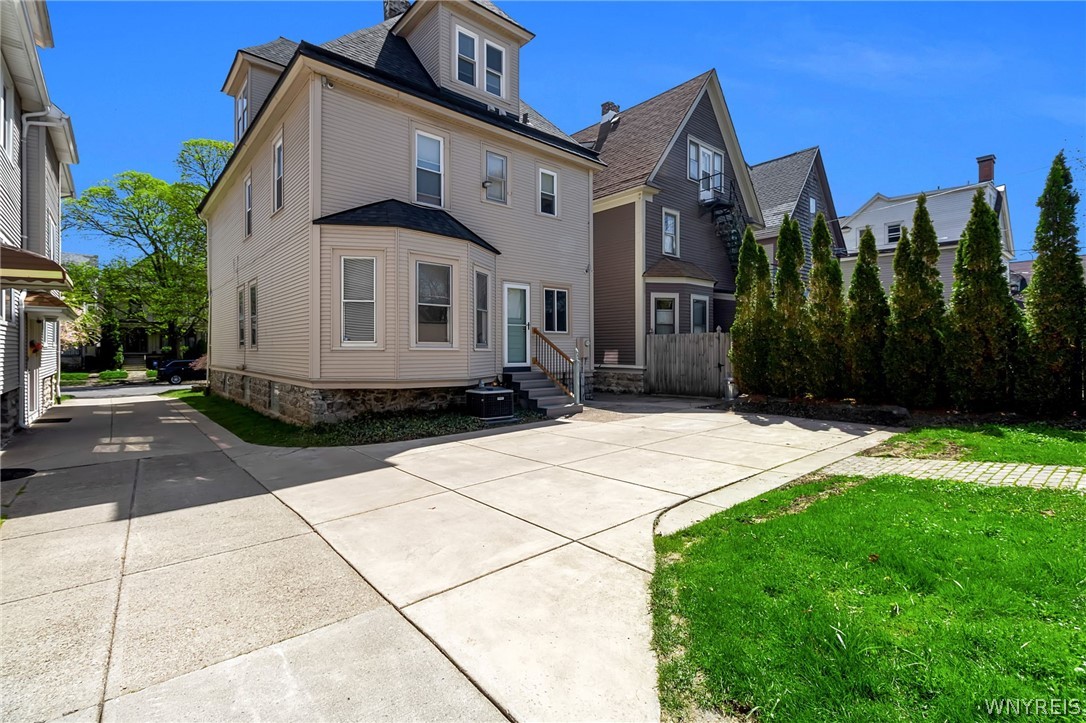 214 Norwood Avenue