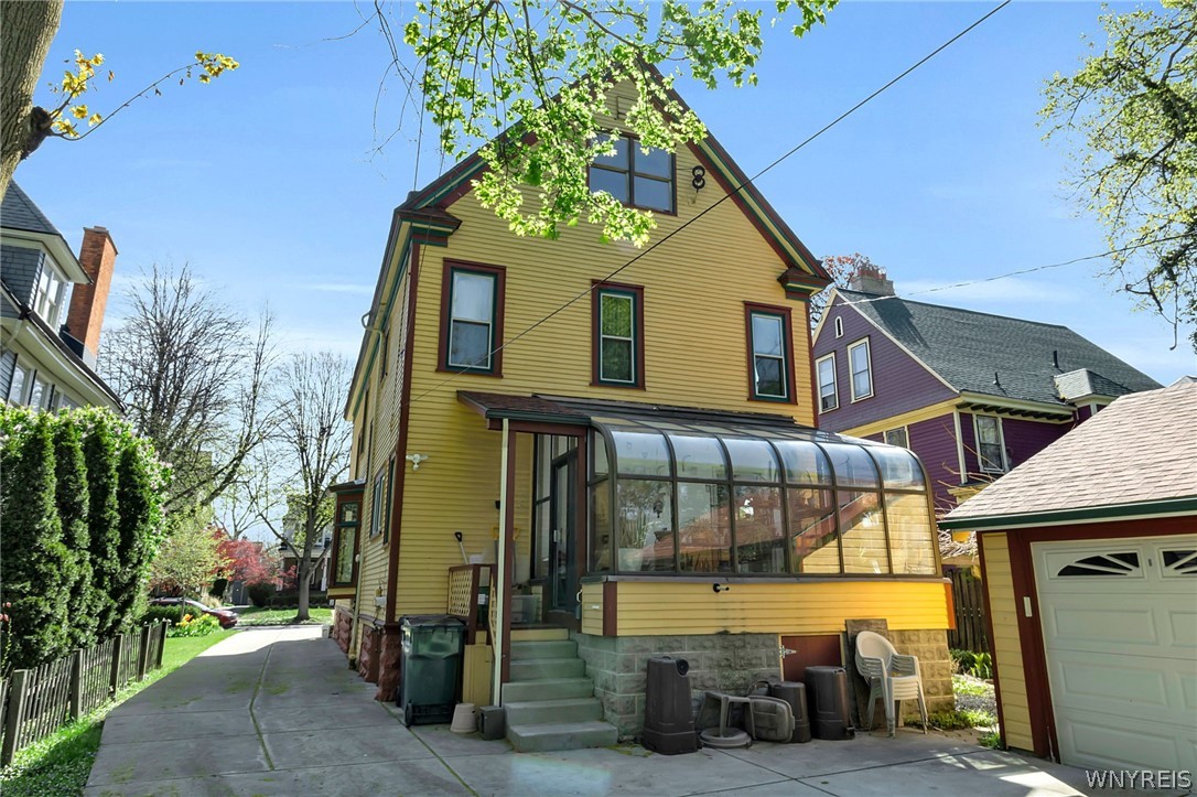 316 Woodward Avenue
