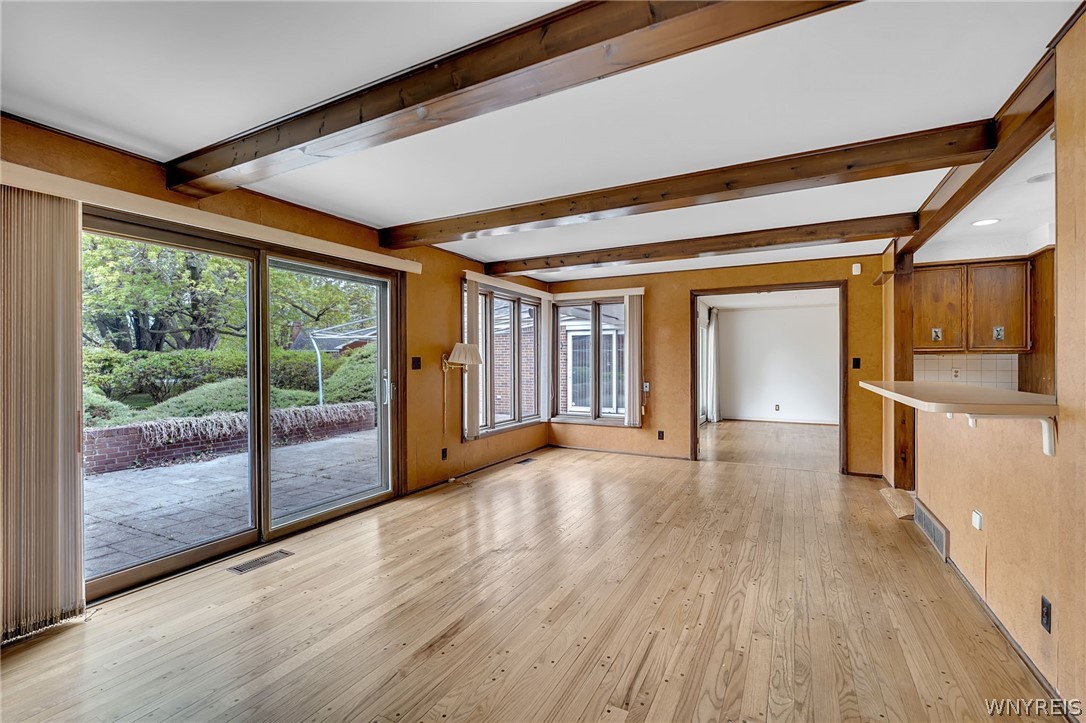 60 Knollwood Lane