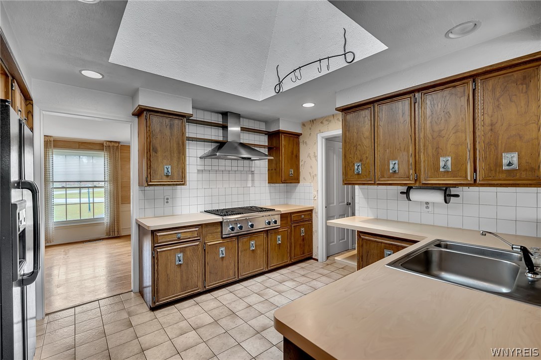 60 Knollwood Lane