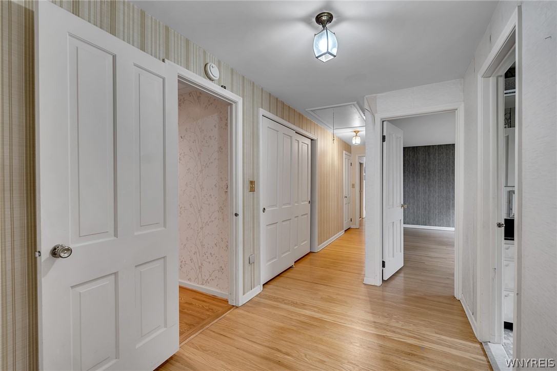 60 Knollwood Lane