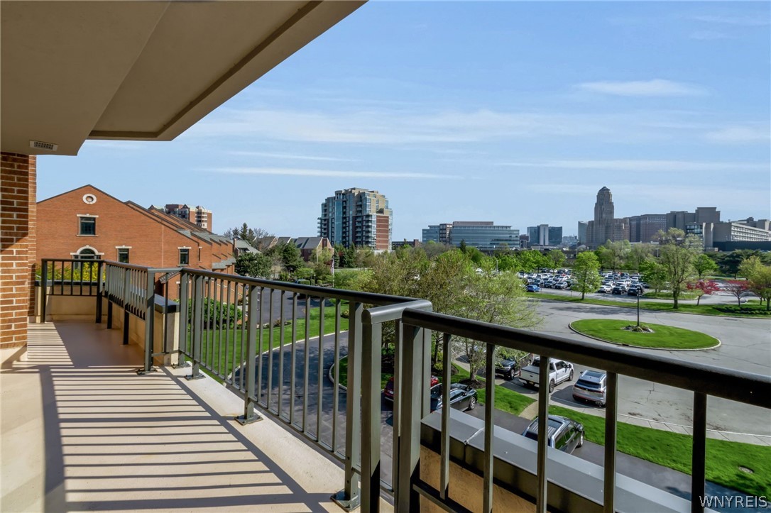 40 Waterfront Circle 306