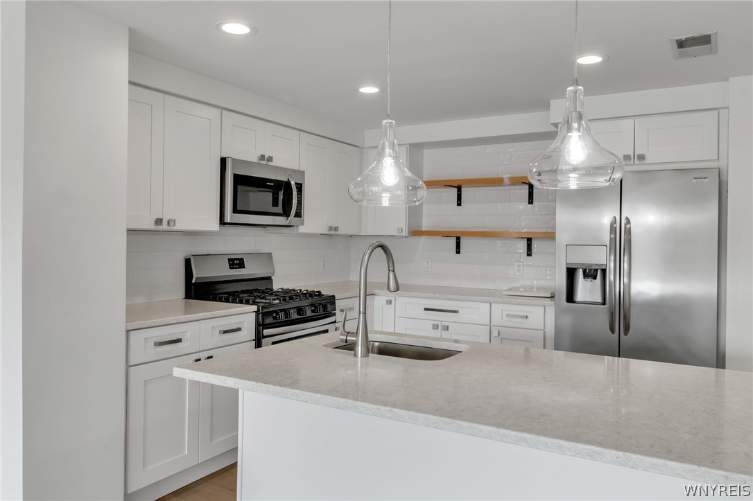 40 Waterfront Circle 306