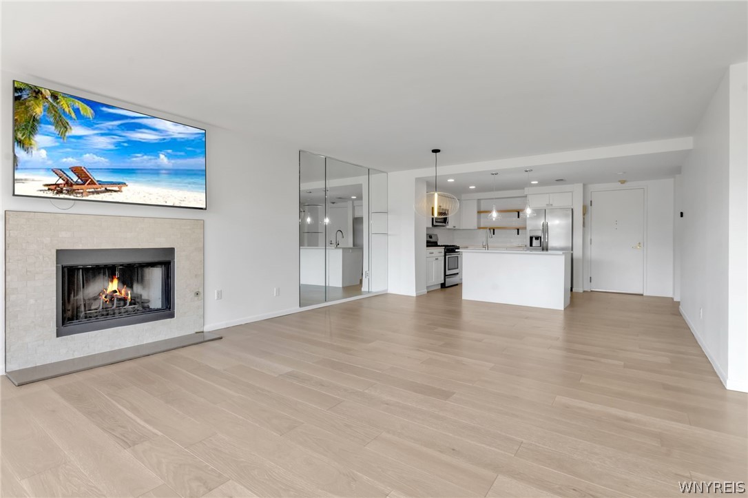 40 Waterfront Circle 306