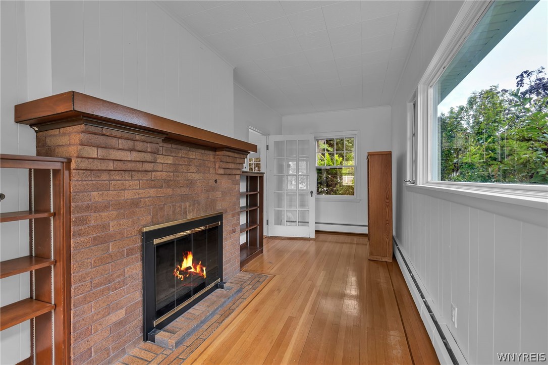 387 Woodbridge Avenue