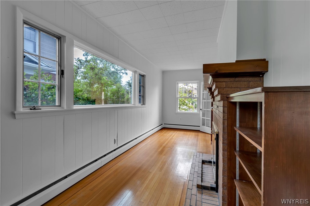 387 Woodbridge Avenue