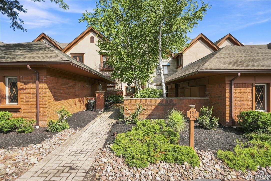 190 Castlebrook Lane