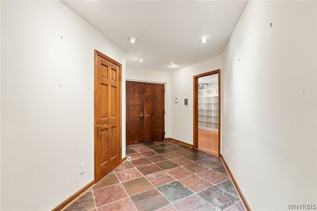 190 Castlebrook Lane