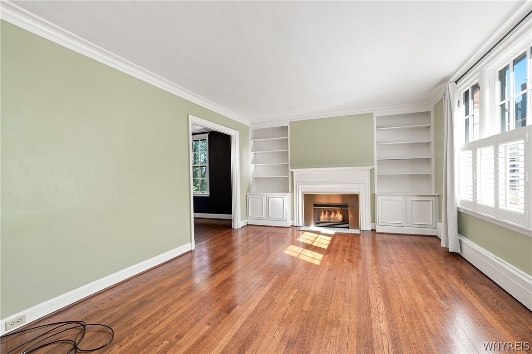 8 Mayfair Lane