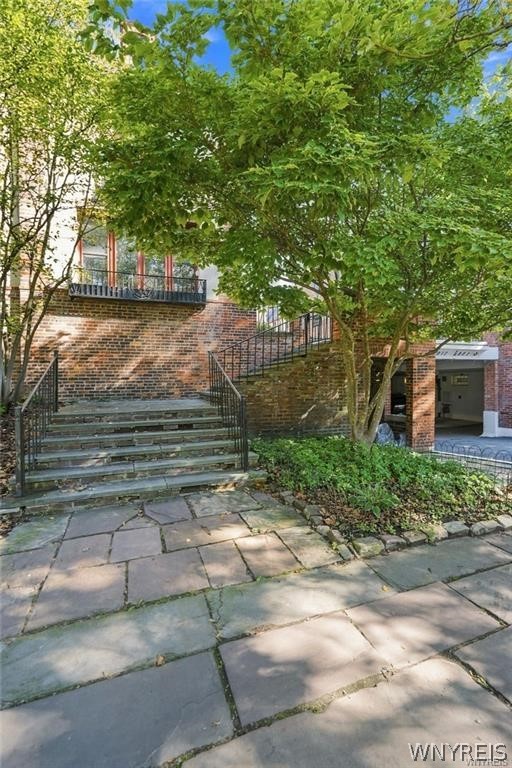 5 Mayfair Lane