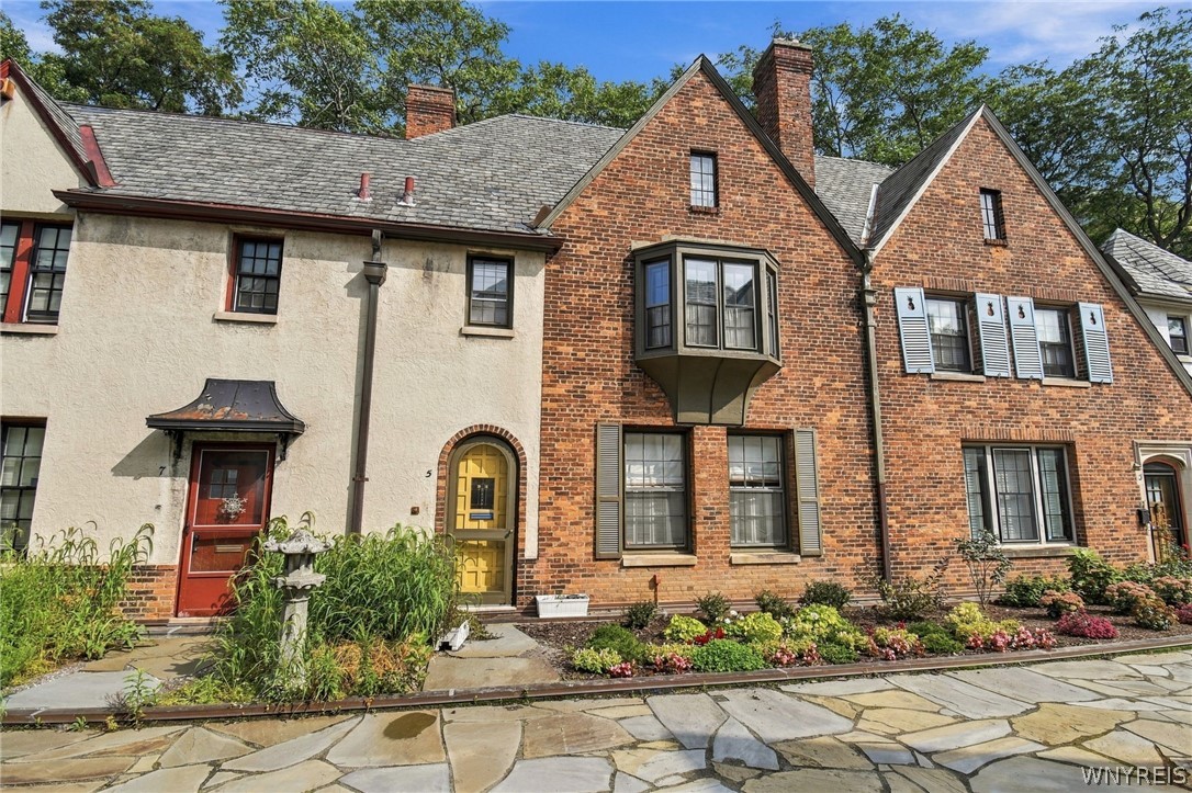 5 Mayfair Lane Buffalo Ny Us 14201 B1711800