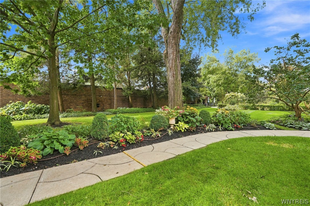 731 West Ferry 3I