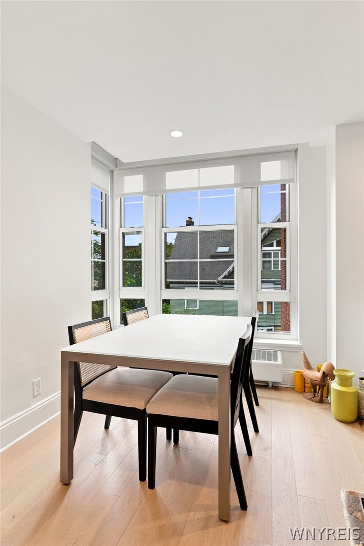731 West Ferry 3I