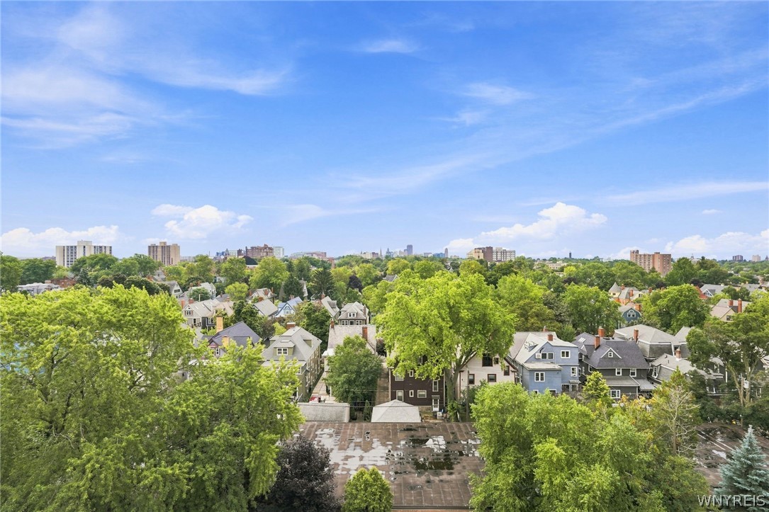 731 West Ferry 3I