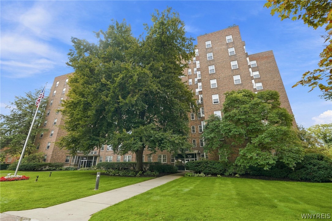 731 West Ferry 3I