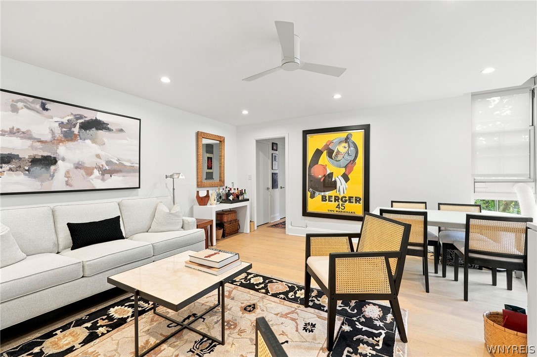 731 West Ferry 3I