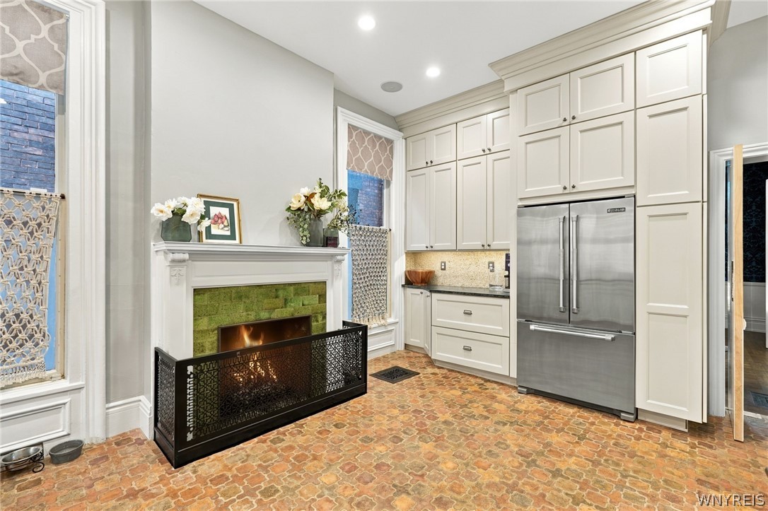 22 Oakland Place
