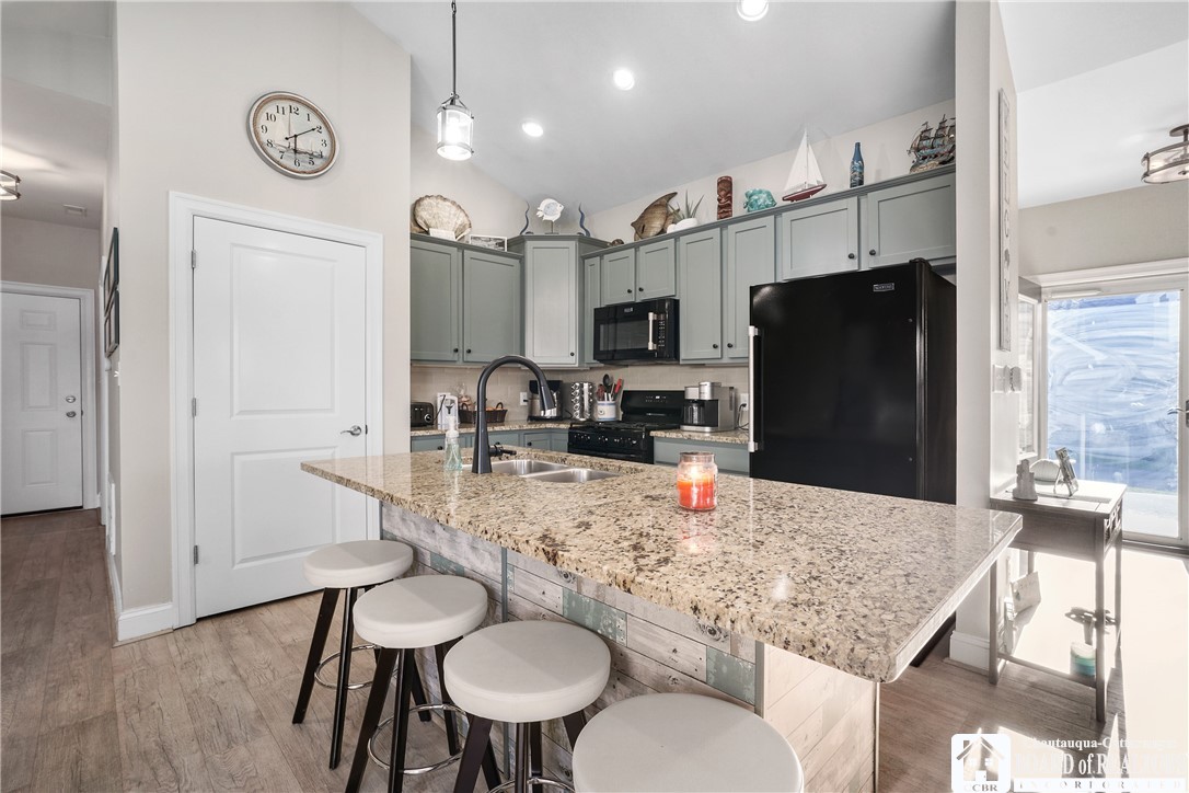 5665 Southwestern Boulevard 31C