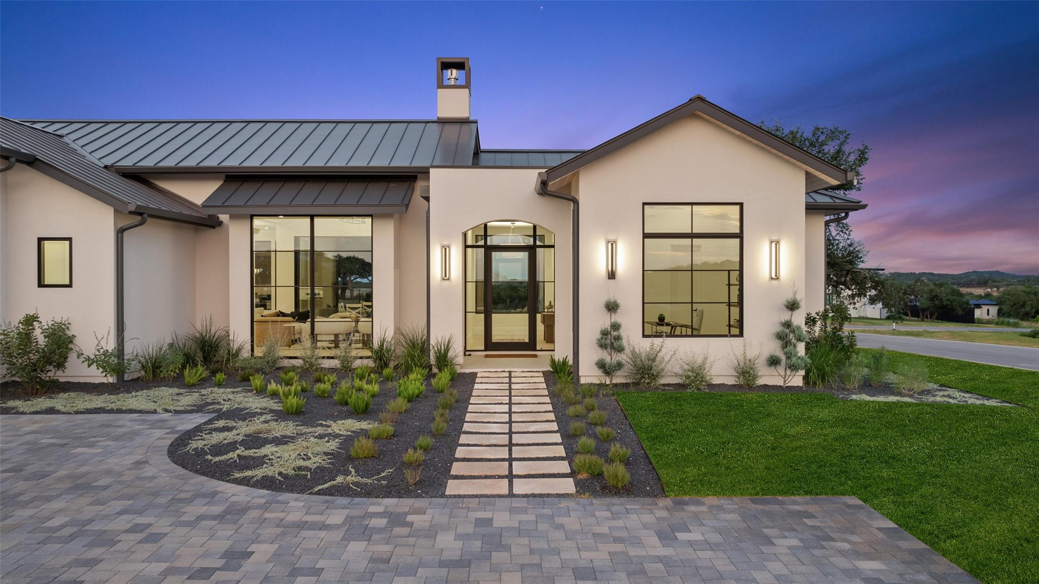 5813 HORIZON VISTA WAY