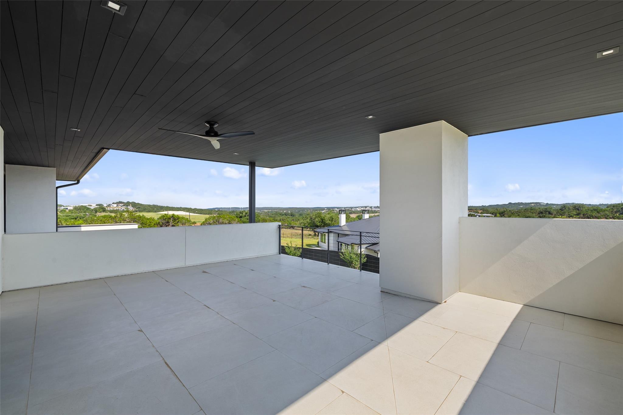 6005 Madrone Tree LN