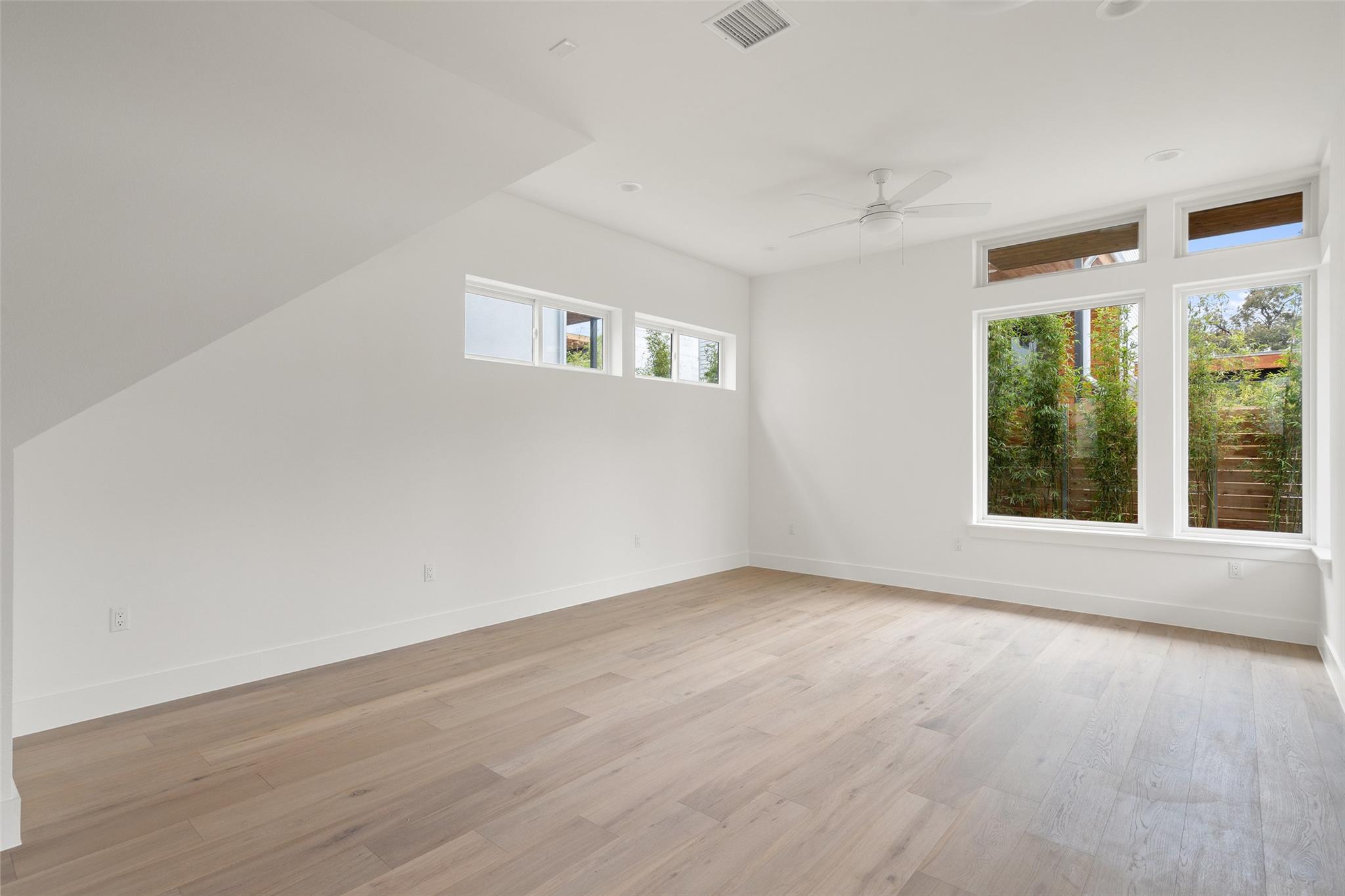 900 S 2nd ST # 18