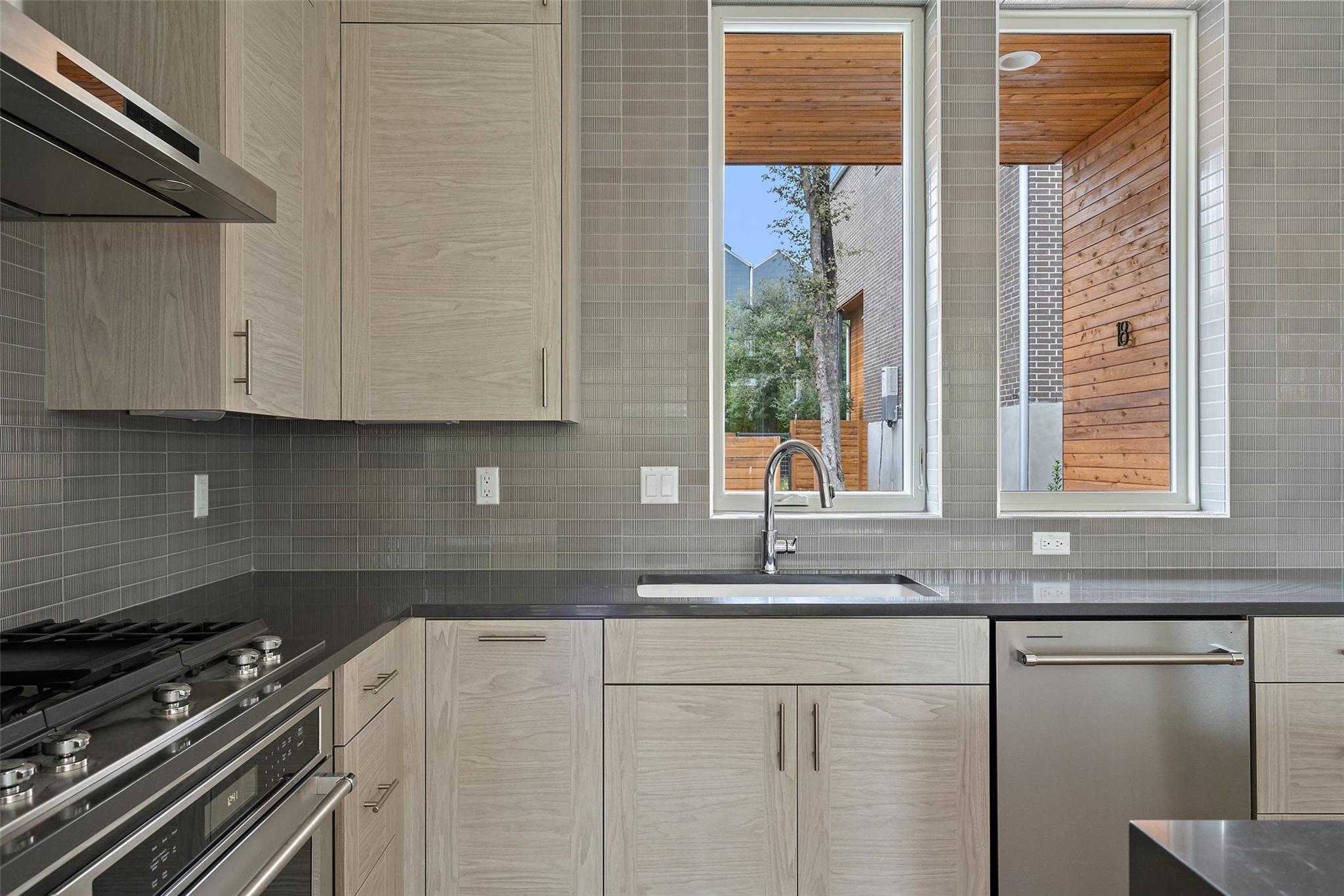 900 S 2nd ST # 18