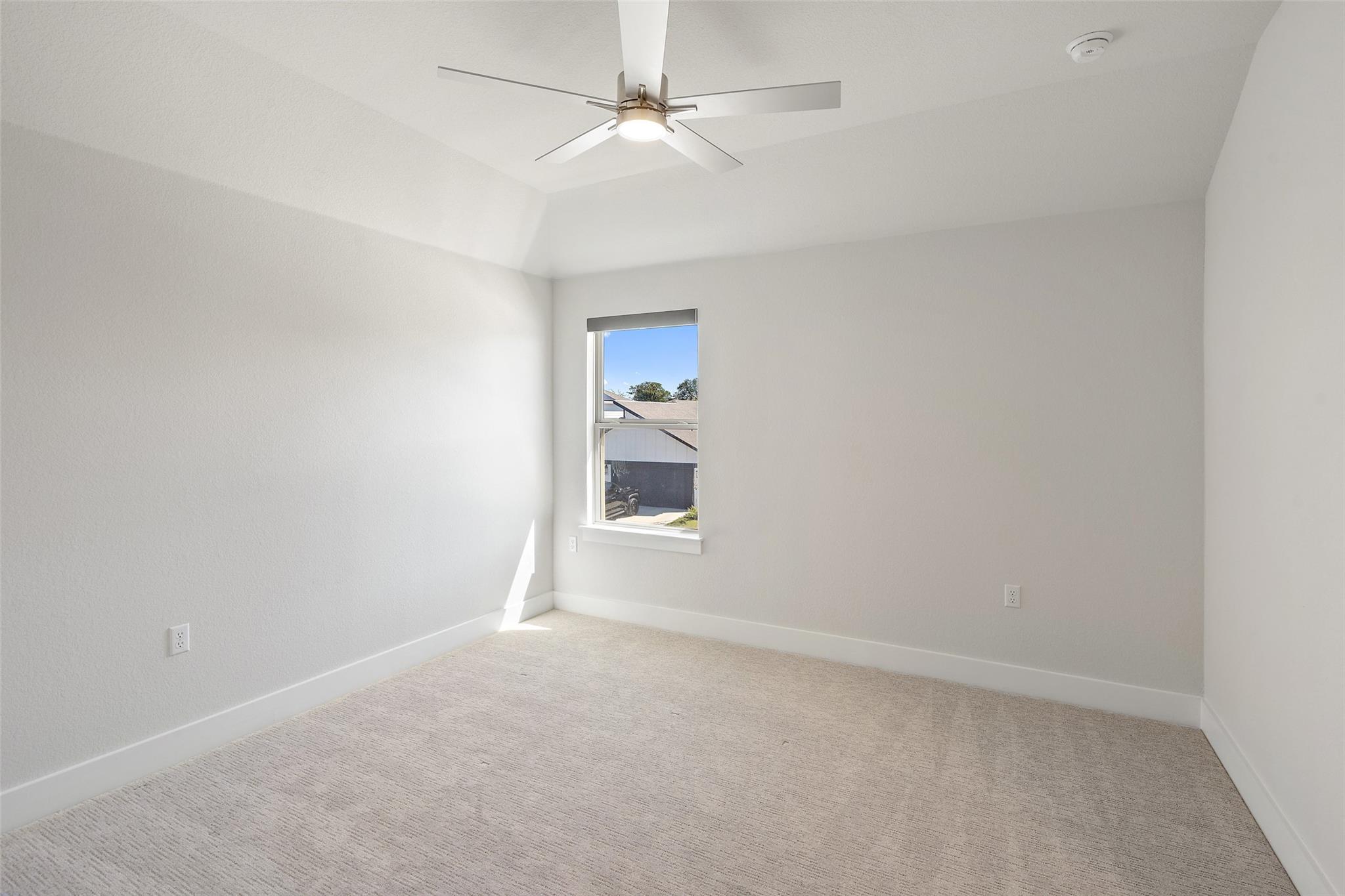 9820 Grapevine Leaf DR